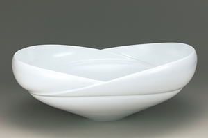 東京都知事賞受賞の白磁大皿